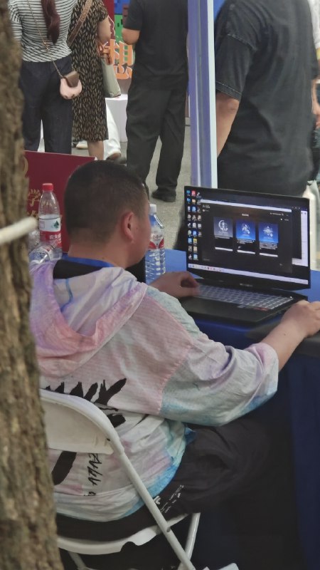 #日常 “相信我不是在玩，你信吗？”#日常 “相信我不是在玩，你信吗？”